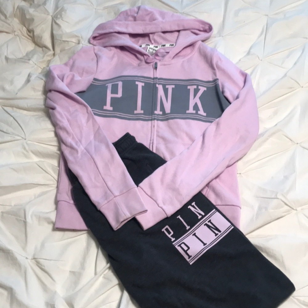 PINK Victoria’s Secret sweat suit